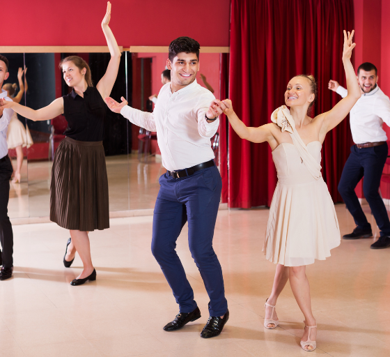 foto clase baile latino
